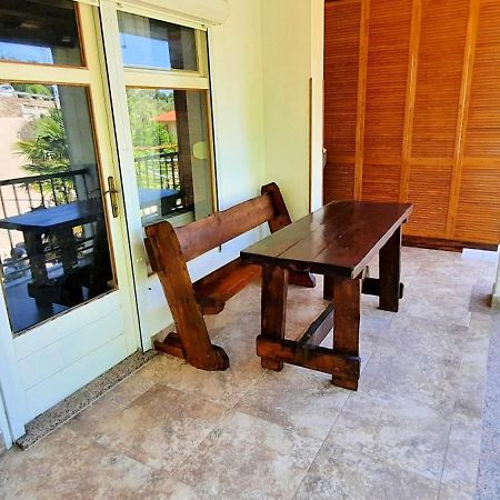 apartmani Iskra Krk Town Bagian luar foto