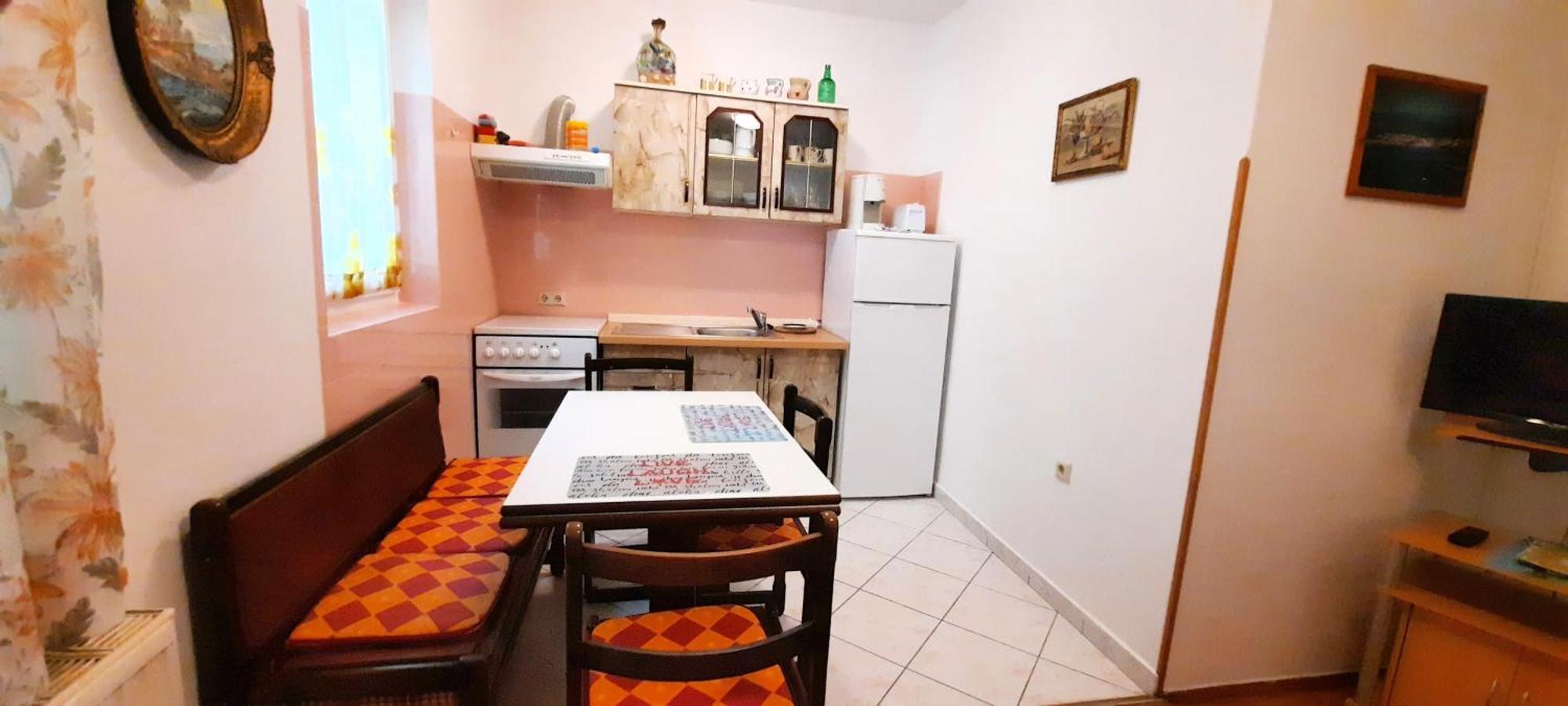 apartmani Iskra Krk Town Bagian luar foto