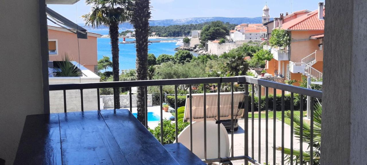 apartmani Iskra Krk Town Bagian luar foto